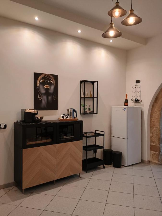 Al Vico Bartoli Suite Room Mazzarino Buitenkant foto