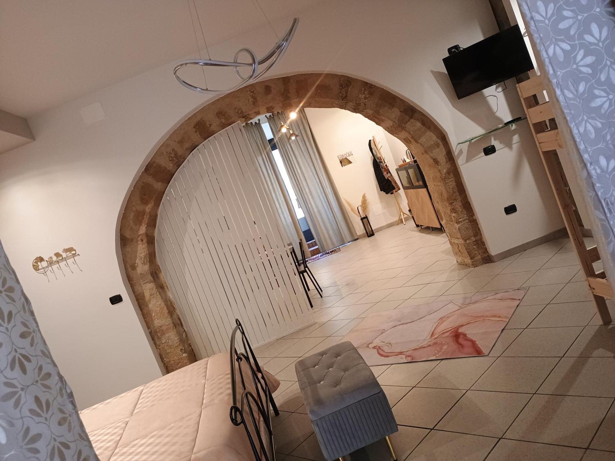 Al Vico Bartoli Suite Room Mazzarino Buitenkant foto