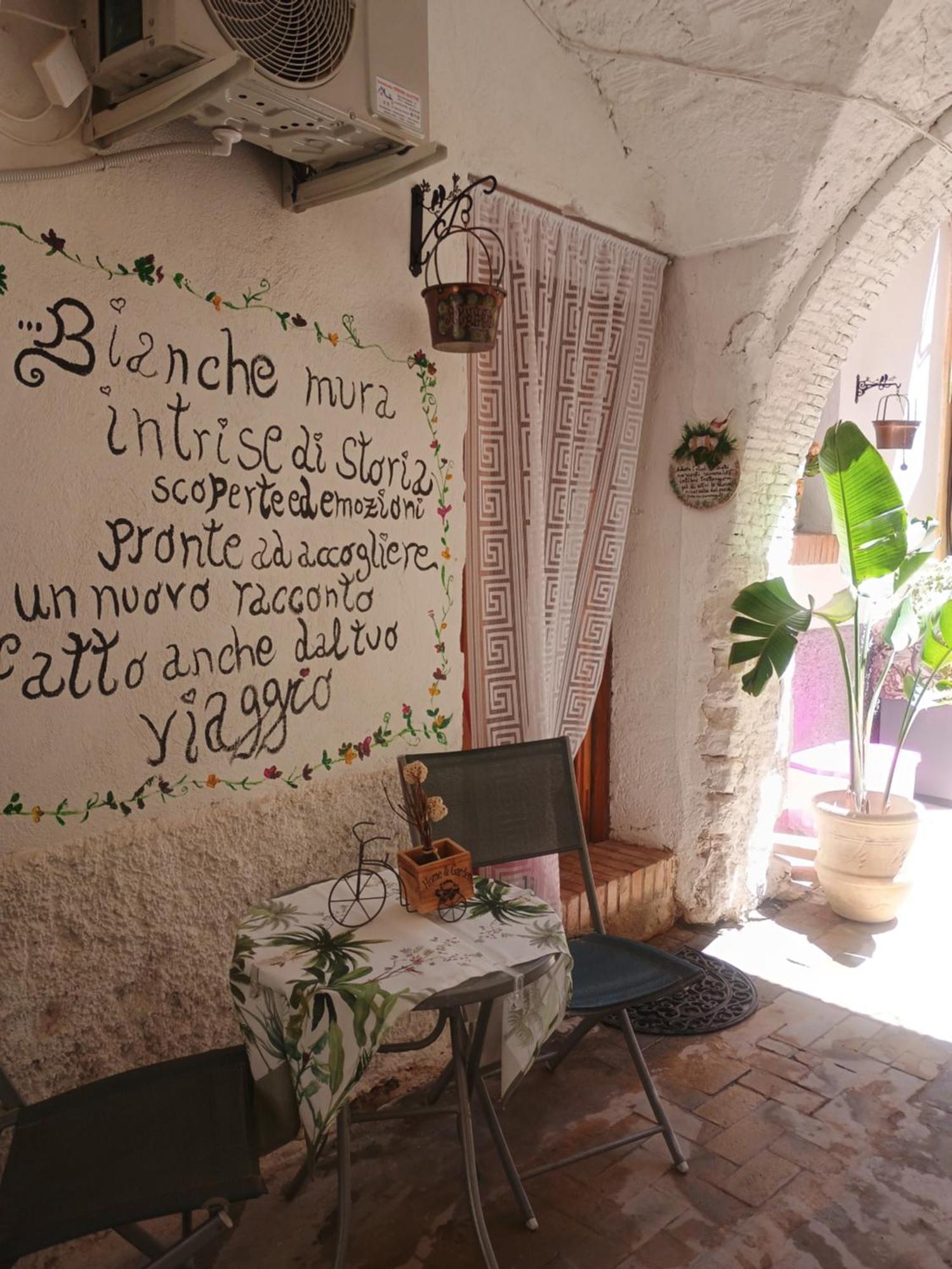 Al Vico Bartoli Suite Room Mazzarino Buitenkant foto